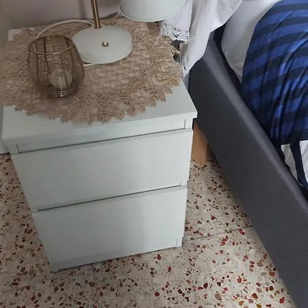 Tres Confortable P2 Avec Garage Gratuit